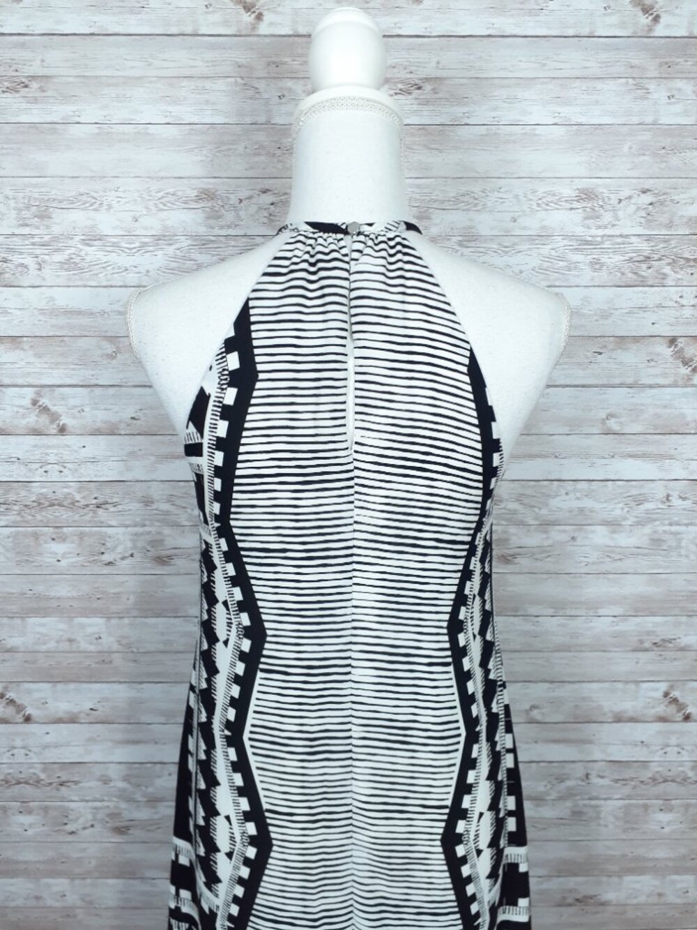 Peyton Jensen Evereve Mika Midi Dress XS Halter Neckline Handkercheif Hem 940A - Picture 5 of 8